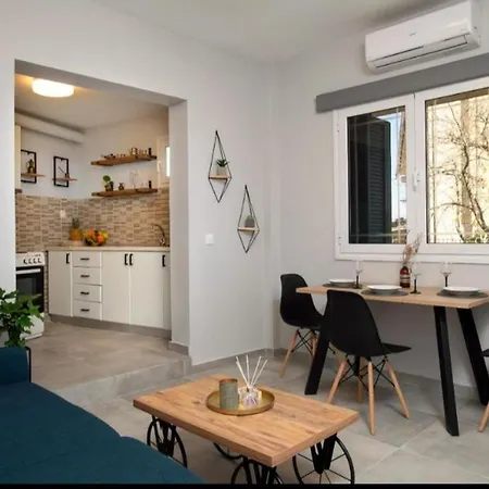 Silvia'S Apartments Apartmán