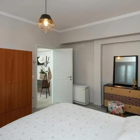 Апартаменты Peters Corfu (city)