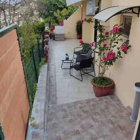 Silvia'S Apartments